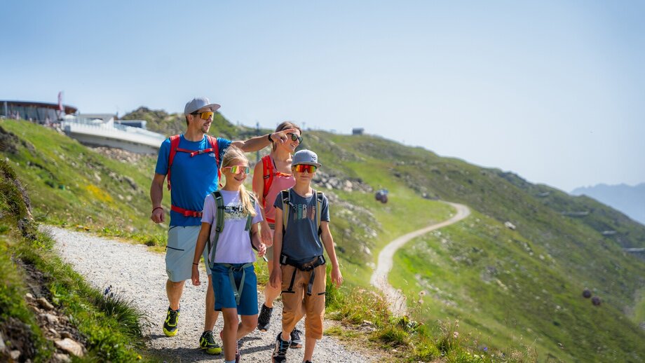 Unterwegs mit der Familie | © © Serfaus-Fiss-Ladis Marketing GmbH