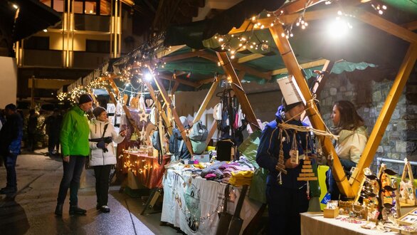 Weihnachtsmarkt Stand | © Serfaus-Fiss-Ladis