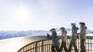 Gipfelkreuz in Winter