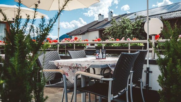Groß ((c)_LeiterMichael_Stüberl_Terasse-11)