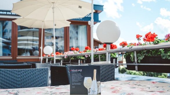 Groß ((c)_LeiterMichael_Stüberl_Terasse-20)