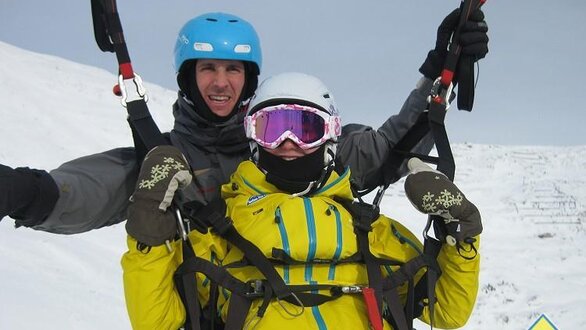 Paragleiten in Winter